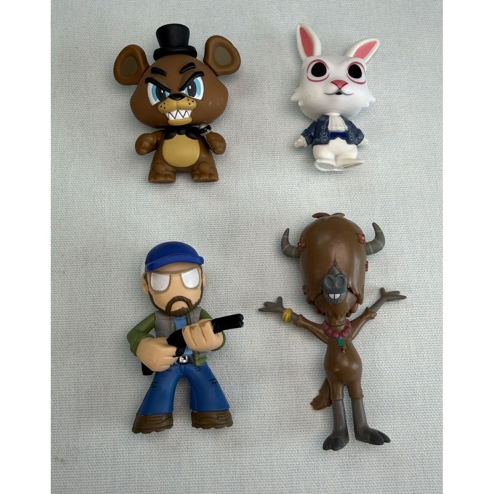 Funko‎ Mystery Mini Lot Supernatural Bobby Singer Yak FNAF Freddy Disney Rabbit